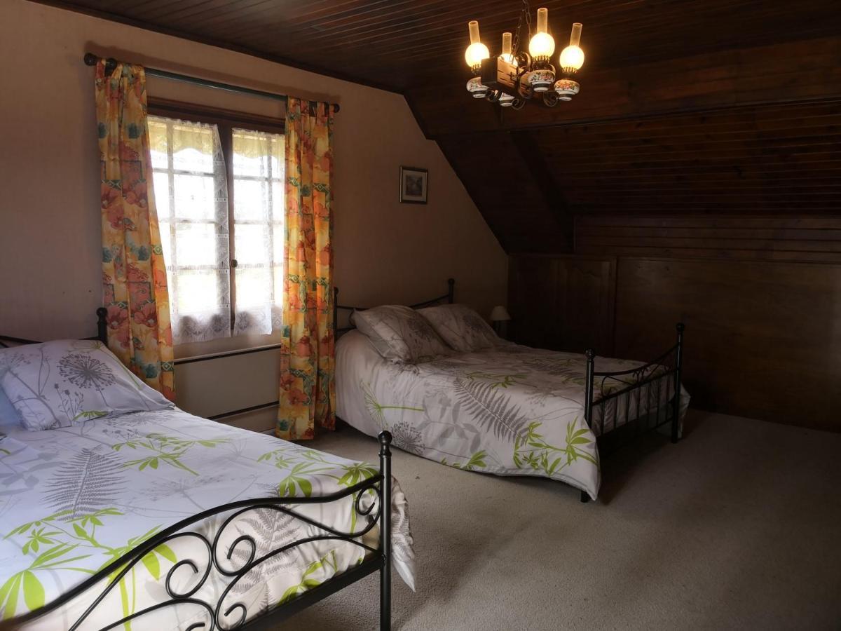 Secondigny Au Jardin Fleuri B&B 외부 사진
